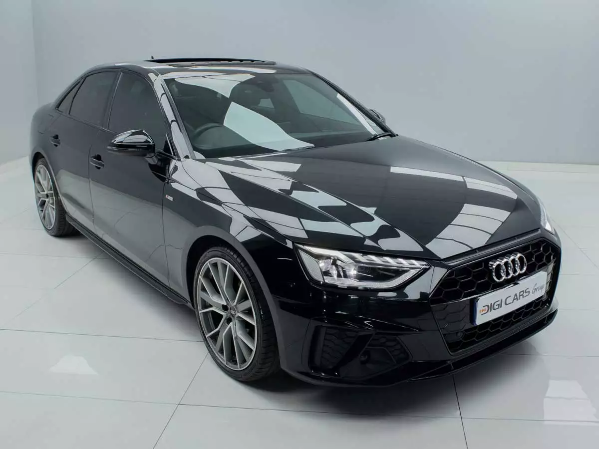 Vehicle Image for 2/17for Audi A4 40TFSI S Line