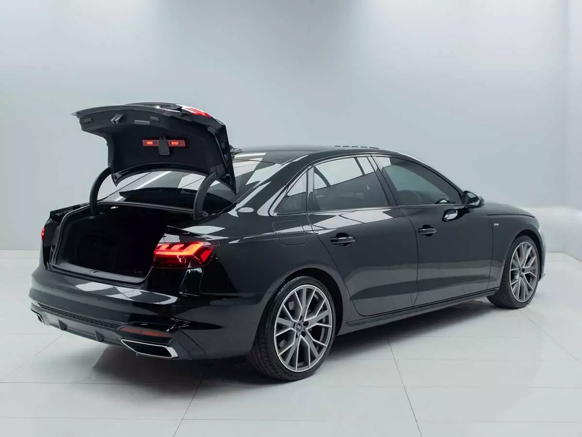 Vehicle Image for 6/17for Audi A4 40TFSI S Line