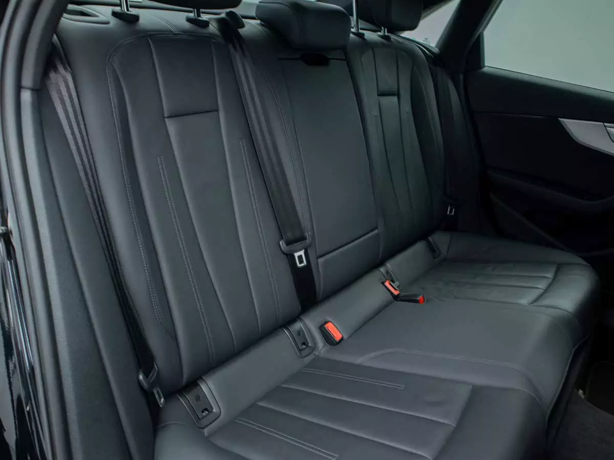 Vehicle Image for 16/17for Audi A4 40TFSI S Line