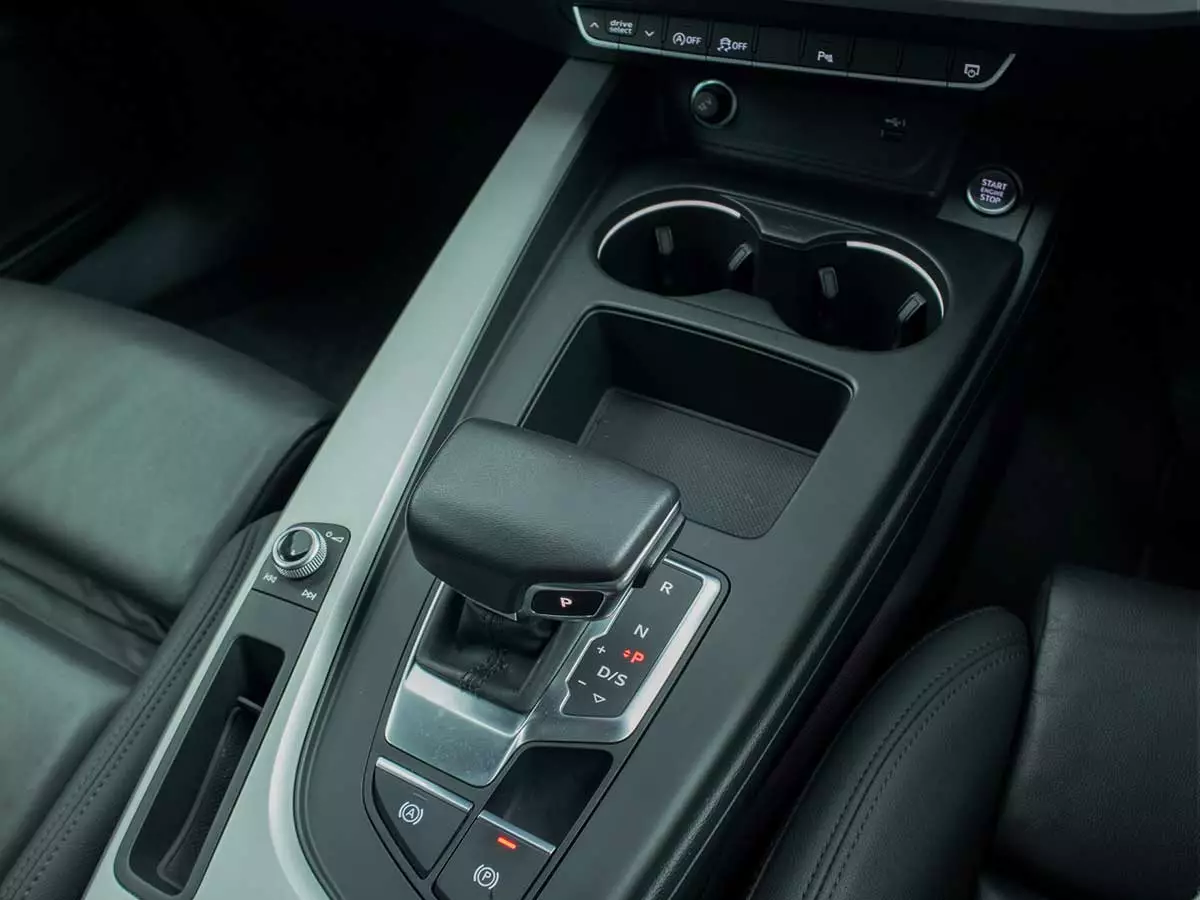 Vehicle Image for 12/17for Audi A4 40TFSI S Line