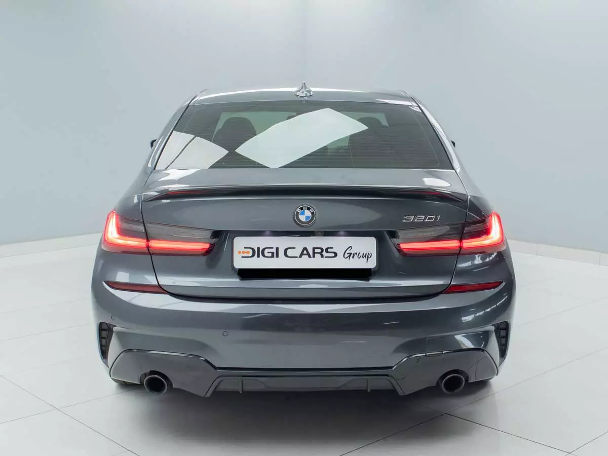Vehicle Image for 9/17for BMW 3 Series 320i Mzansi Edition