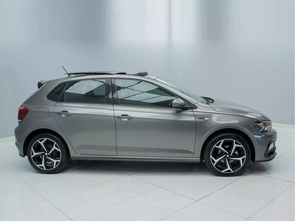 Vehicle Image for 4/17for Volkswagen Polo Hatch 1.0TSI Comfortline R-Line