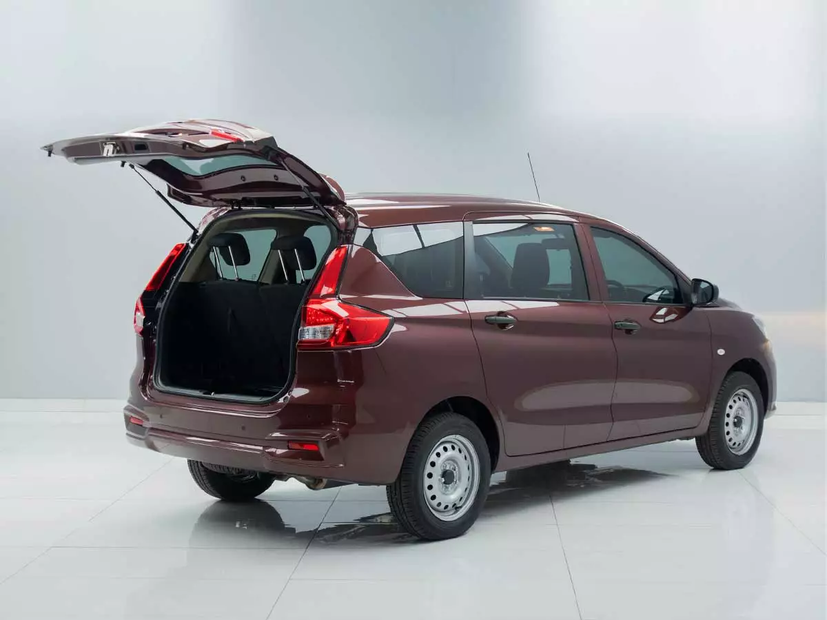 Vehicle Image for 6/17for Suzuki Ertiga 1.5 GA