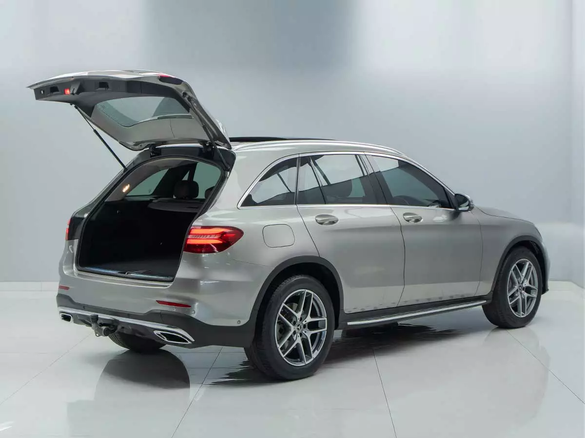 Vehicle Image for 6/17for Mercedes-Benz GLC 250d 4Matic AMG Line