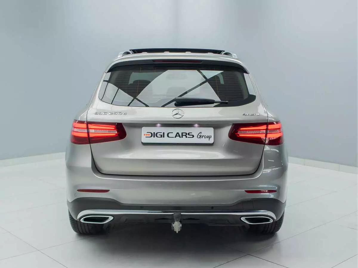 Vehicle Image for 9/17for Mercedes-Benz GLC 250d 4Matic AMG Line