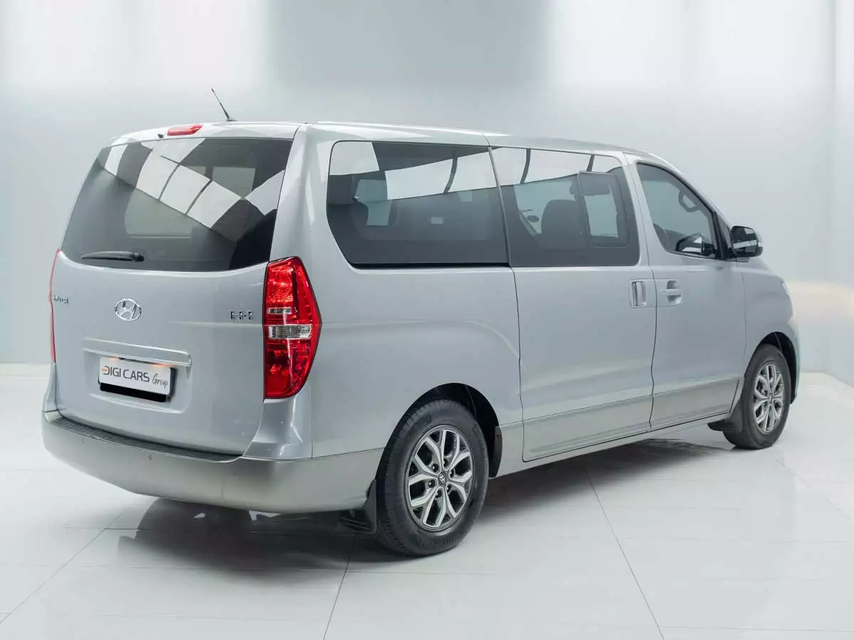 Vehicle Image for 5/18for Hyundai H-1 2.5 CRDI ELITE Auto  9-Seater