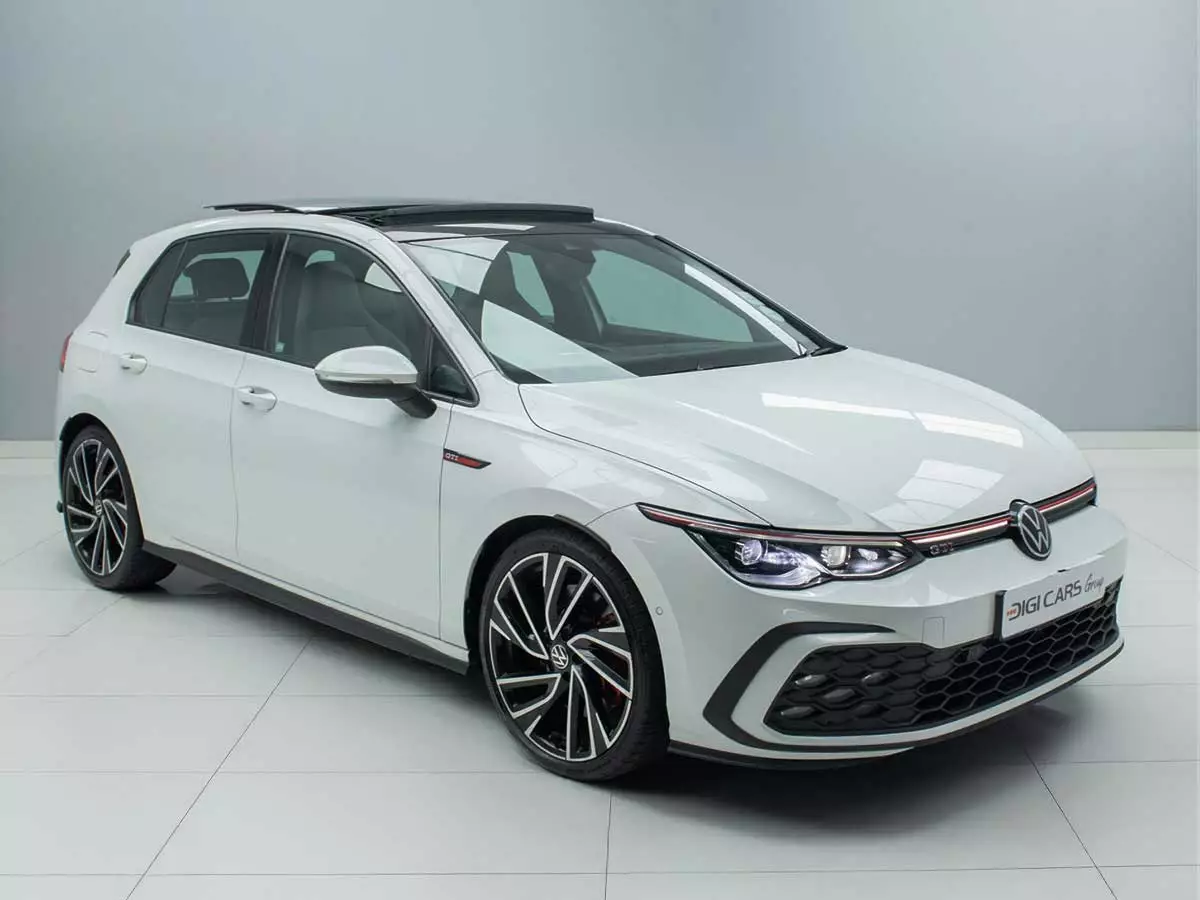 Volkswagen Golf GTI 2021
