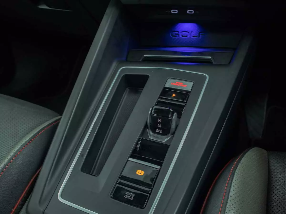 Vehicle Image for 12/17for Volkswagen Golf GTI