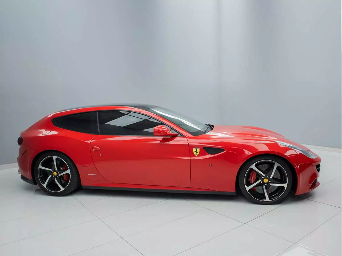 Vehicle Image for 4/17for Ferrari FF FF