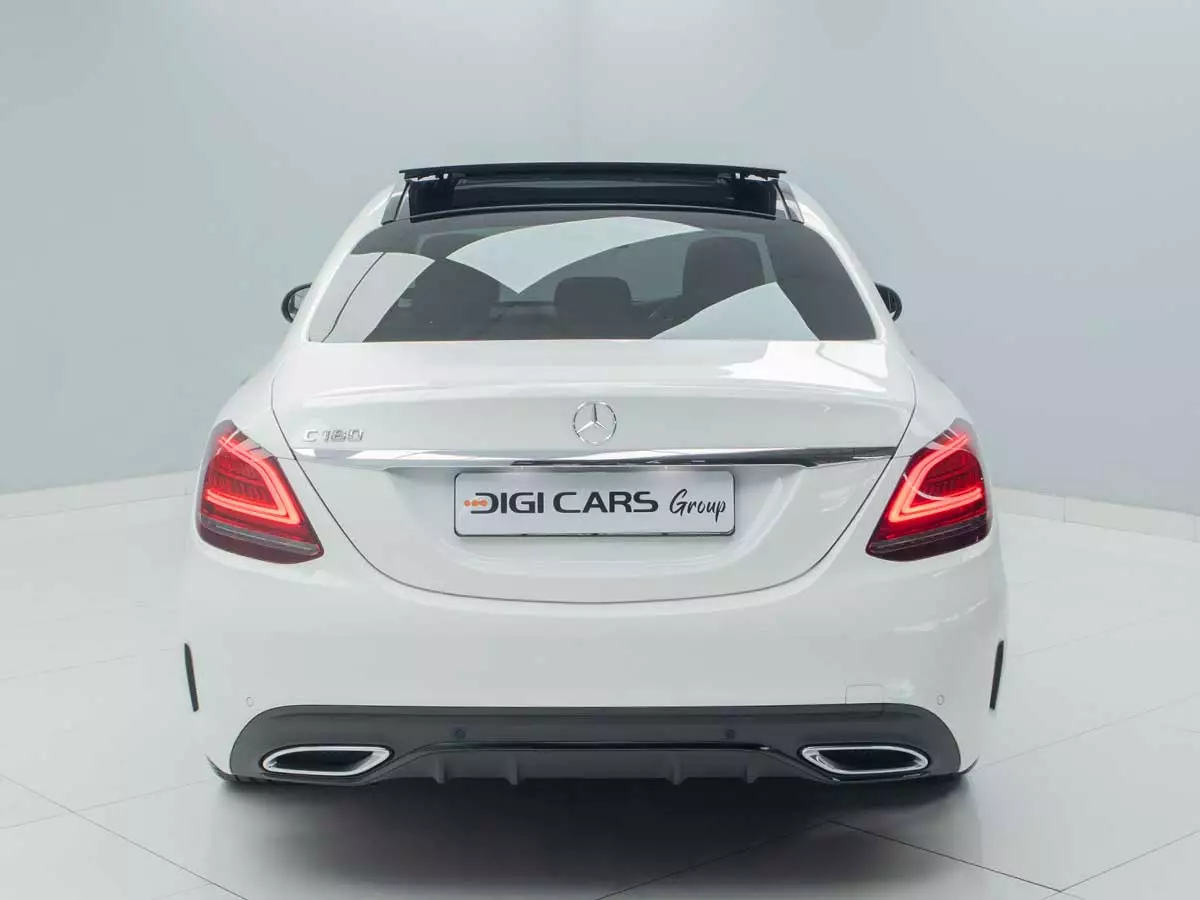 Vehicle Image for 10/18for Mercedes-Benz C-Class C180 AMG Line