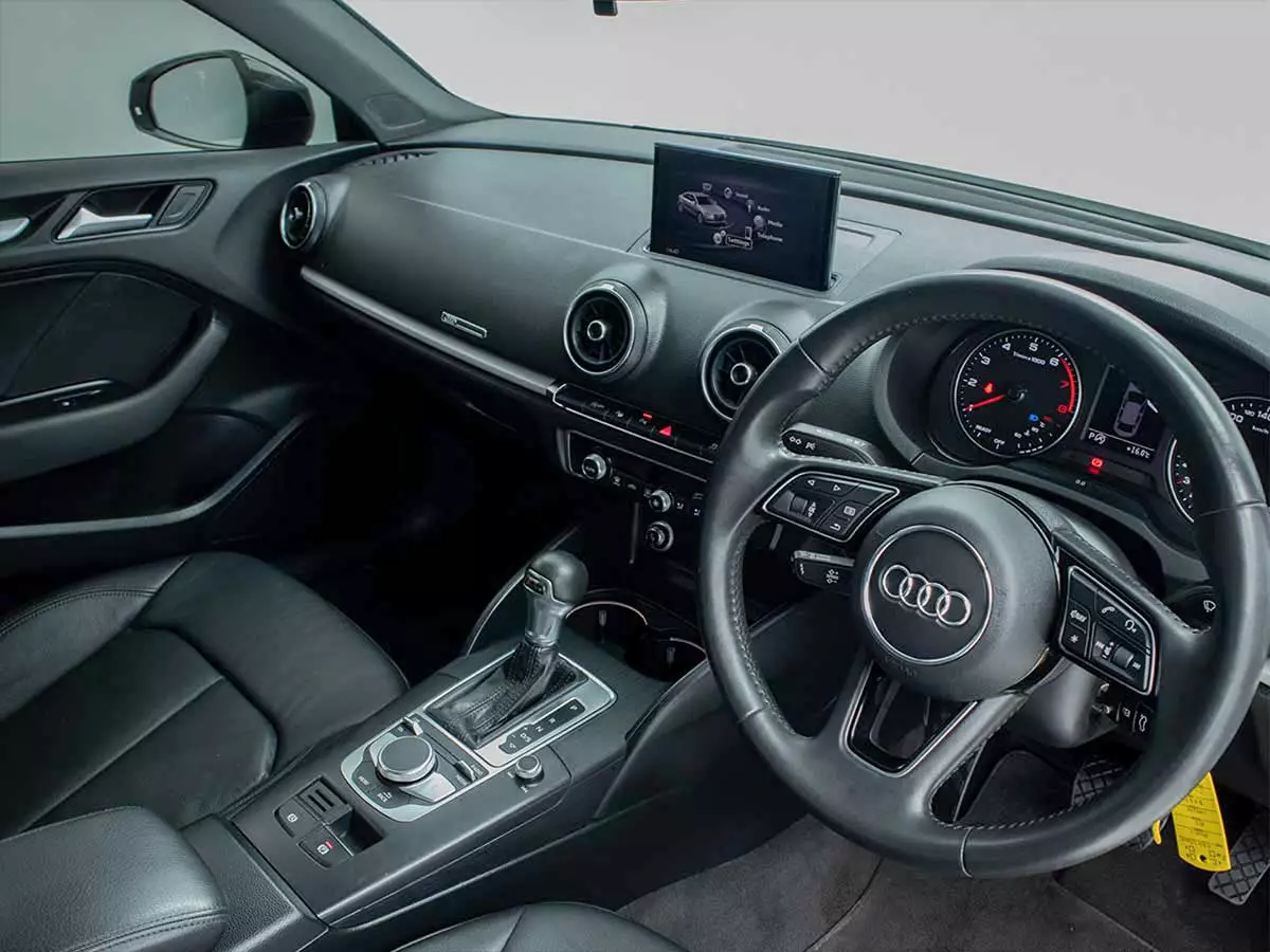 Vehicle Image for 16/21for Audi A3 Sedan 30TFSI S Line