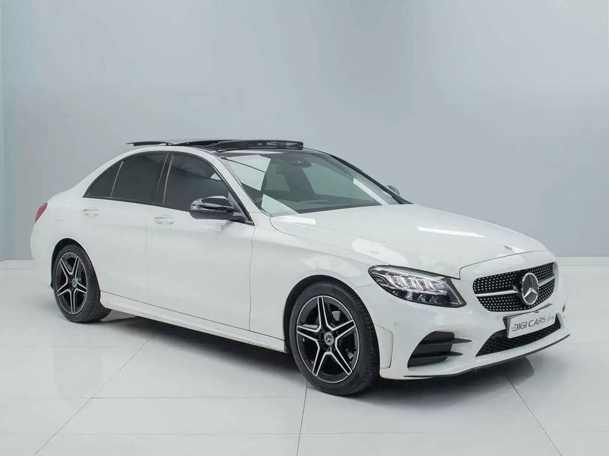 Mercedes-Benz C-Class C180 AMG Line 2020