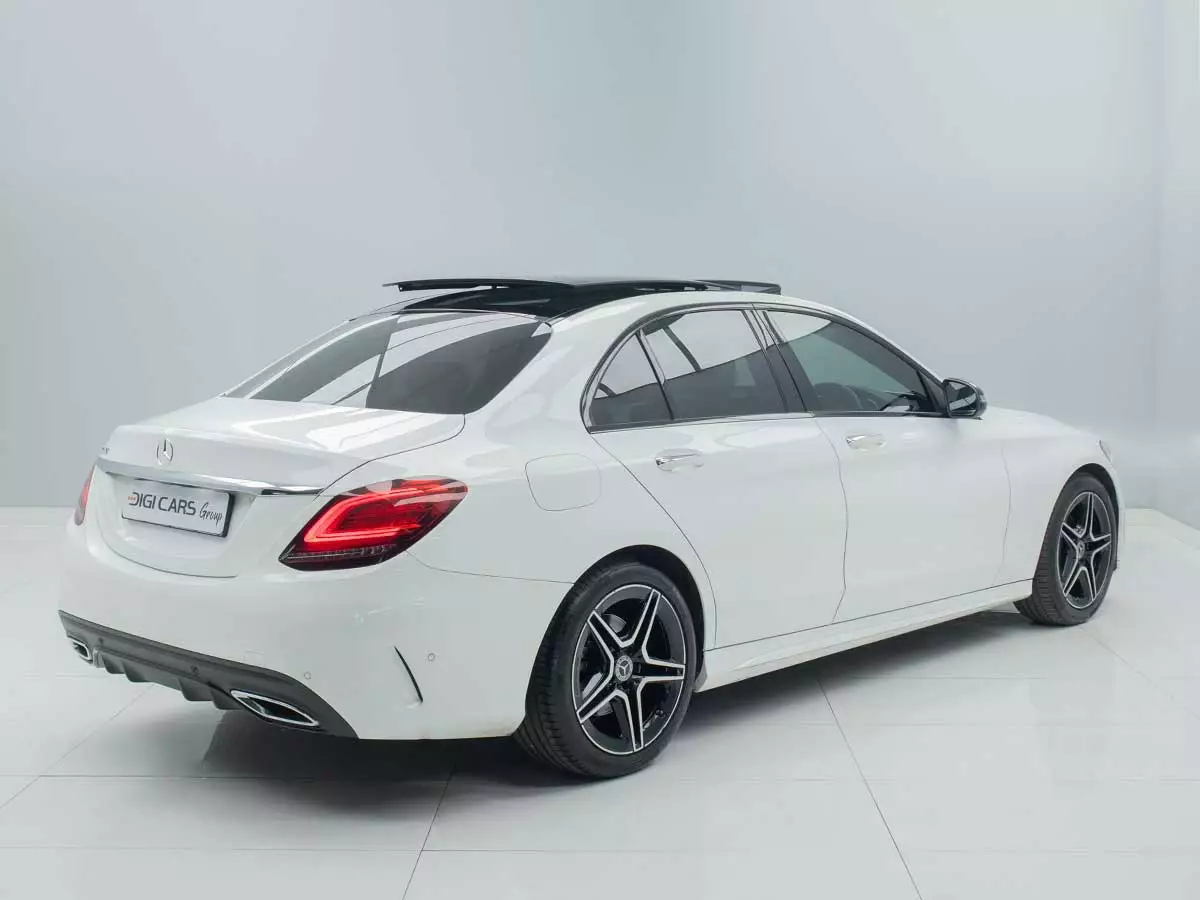 Vehicle Image for 5/18for Mercedes-Benz C-Class C180 AMG Line