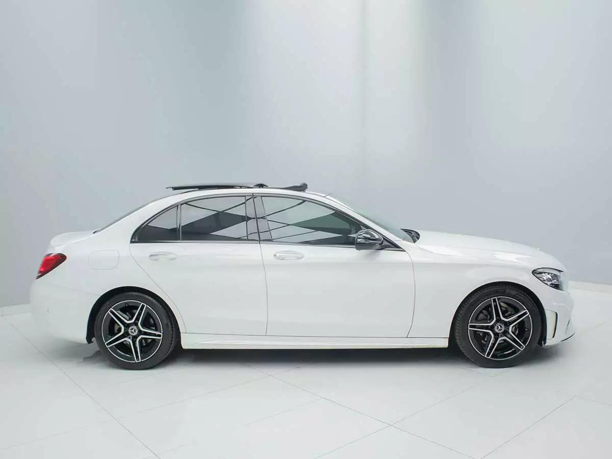 Vehicle Image for 4/18for Mercedes-Benz C-Class C180 AMG Line