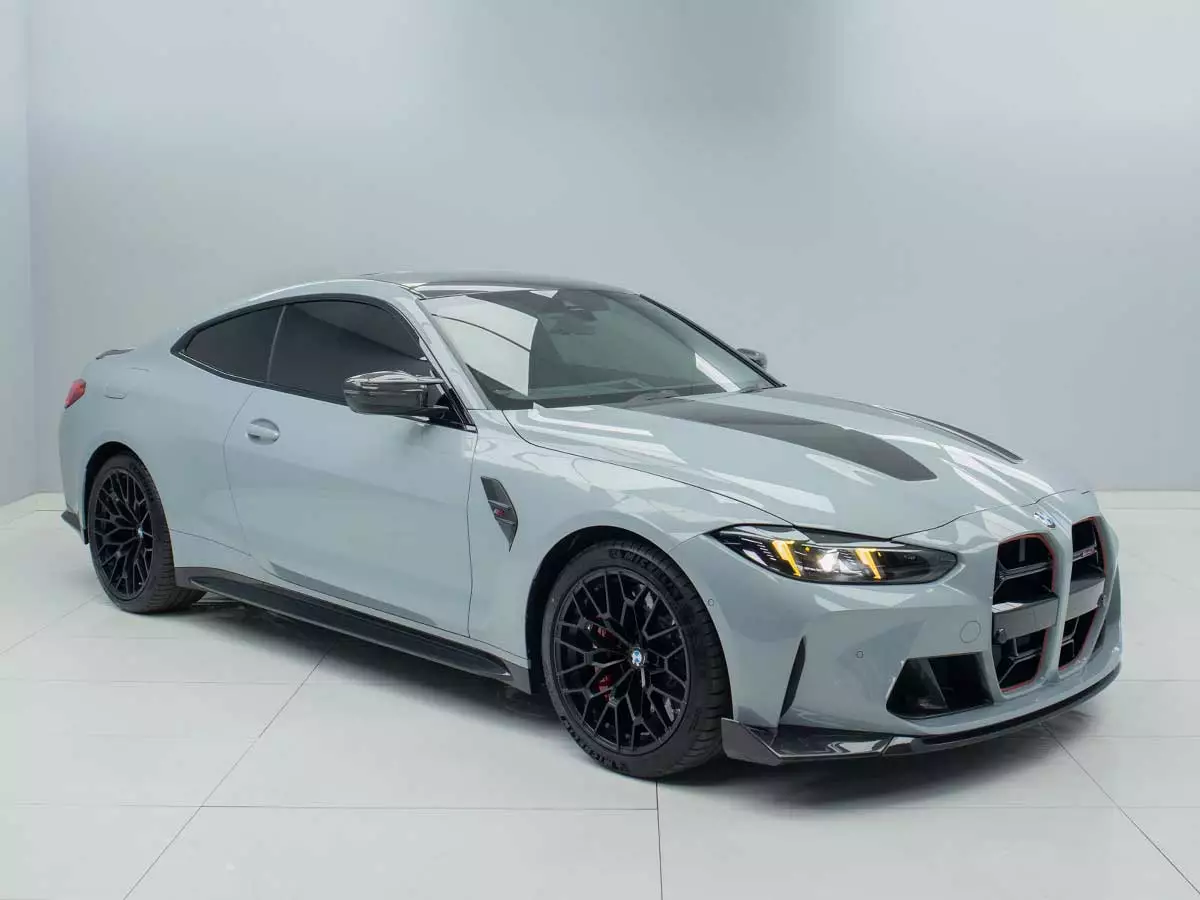 BMW M4 CS 2025