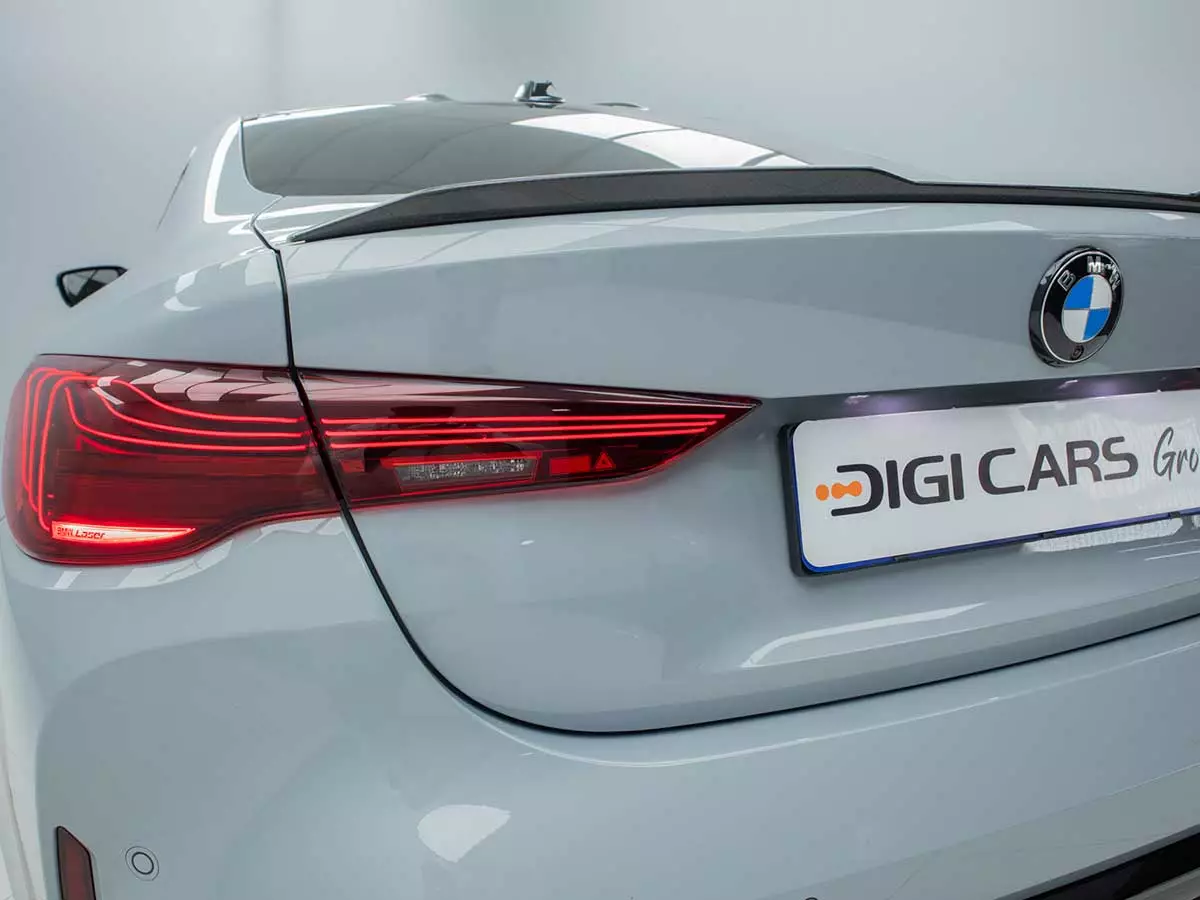 Vehicle Image for 12/28for BMW M4 CS