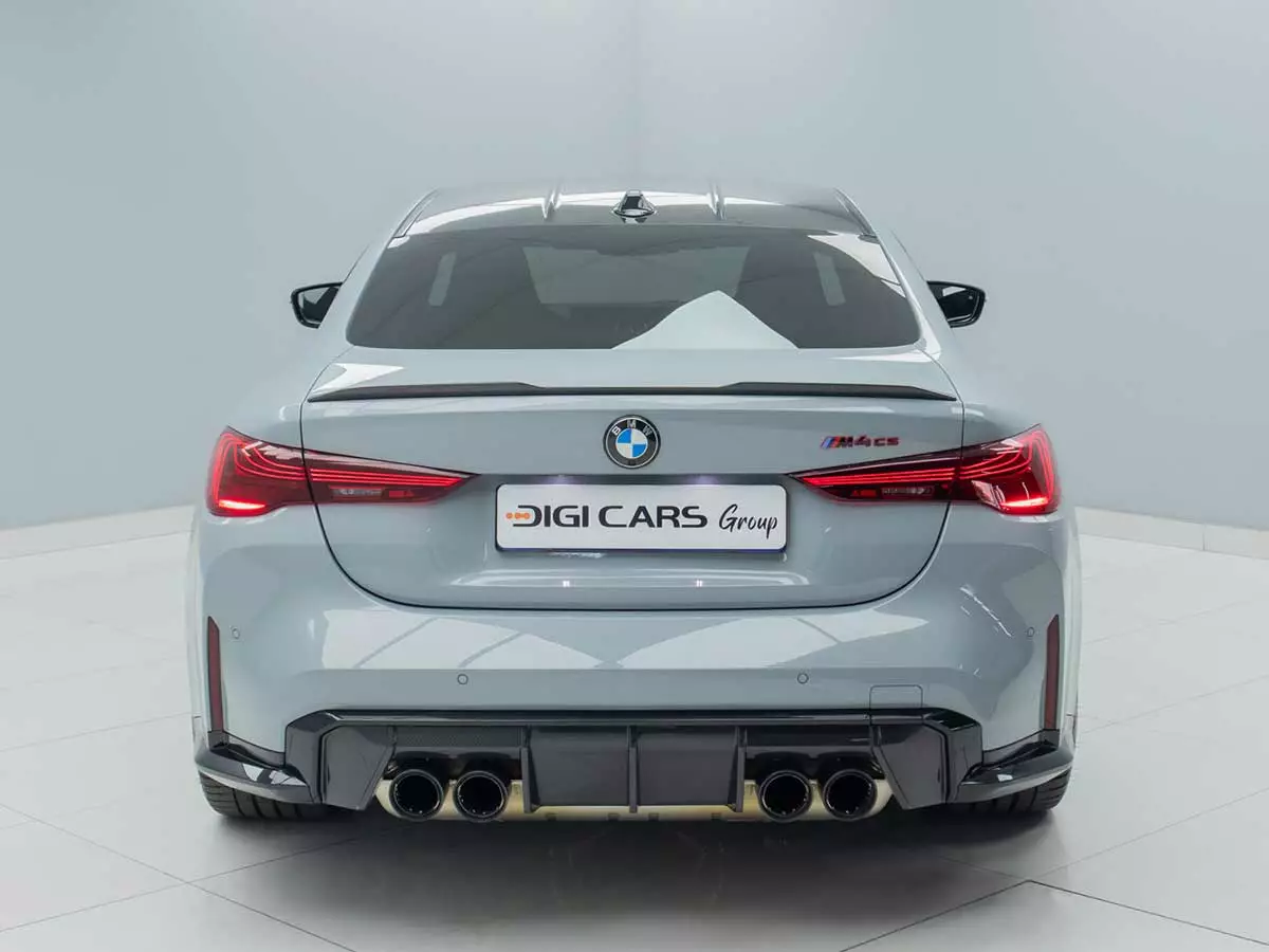 Vehicle Image for 16/28for BMW M4 CS