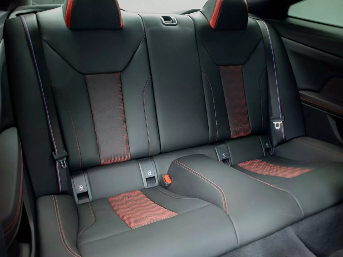 Vehicle Image for 26/28for BMW M4 CS