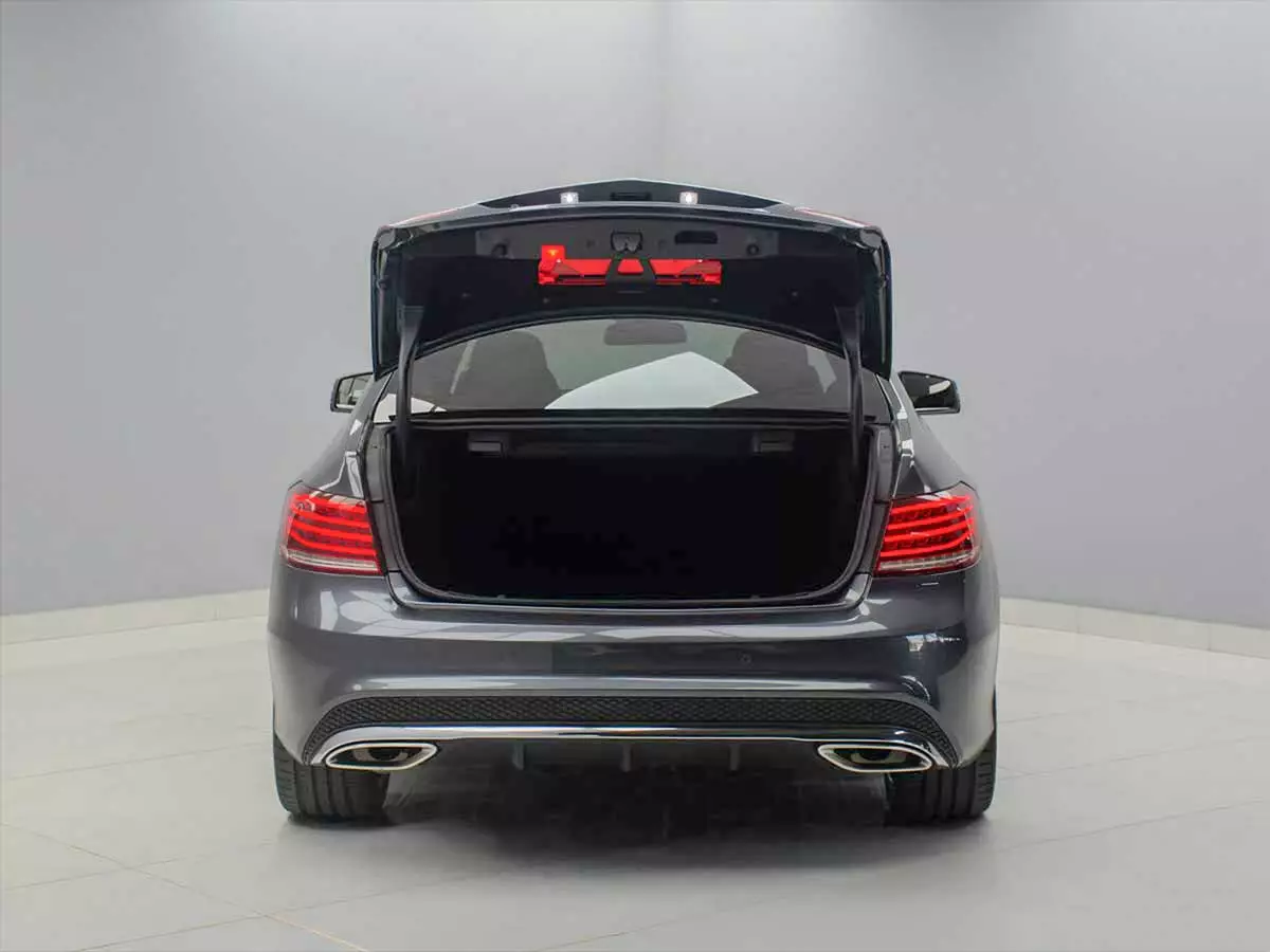 Vehicle Image for 13/24for Mercedes-Benz E-Class E250 Coupe
