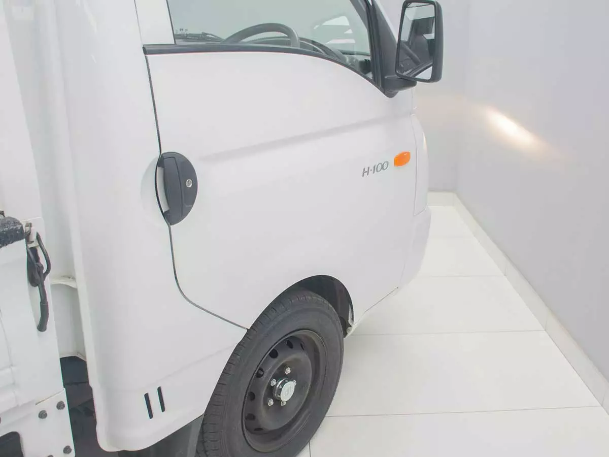 Vehicle Image for 8/24for Hyundai H-100 Bakkie 2.6D Deck (Aircon)
