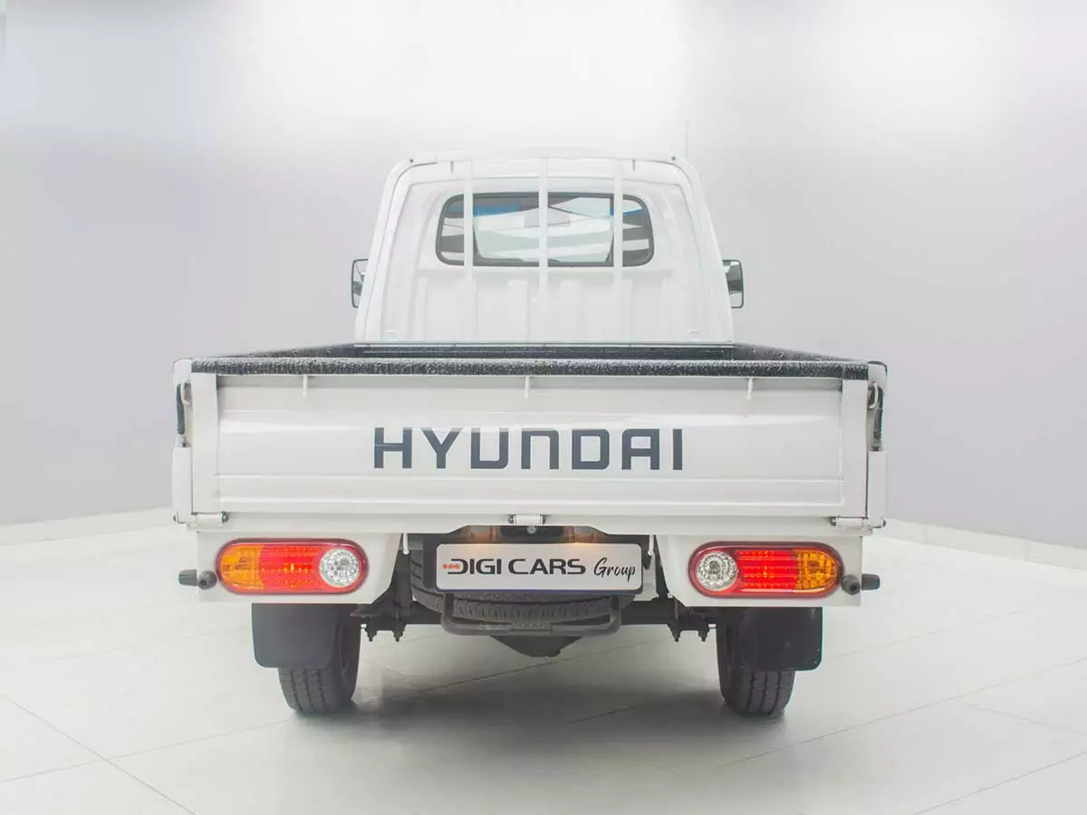 Vehicle Image for 14/24for Hyundai H-100 Bakkie 2.6D Deck (Aircon)