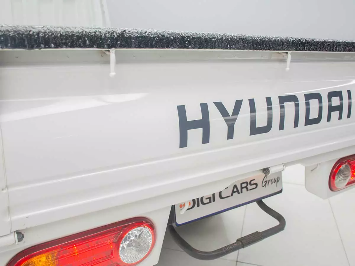 Vehicle Image for 12/24for Hyundai H-100 Bakkie 2.6D Deck (Aircon)