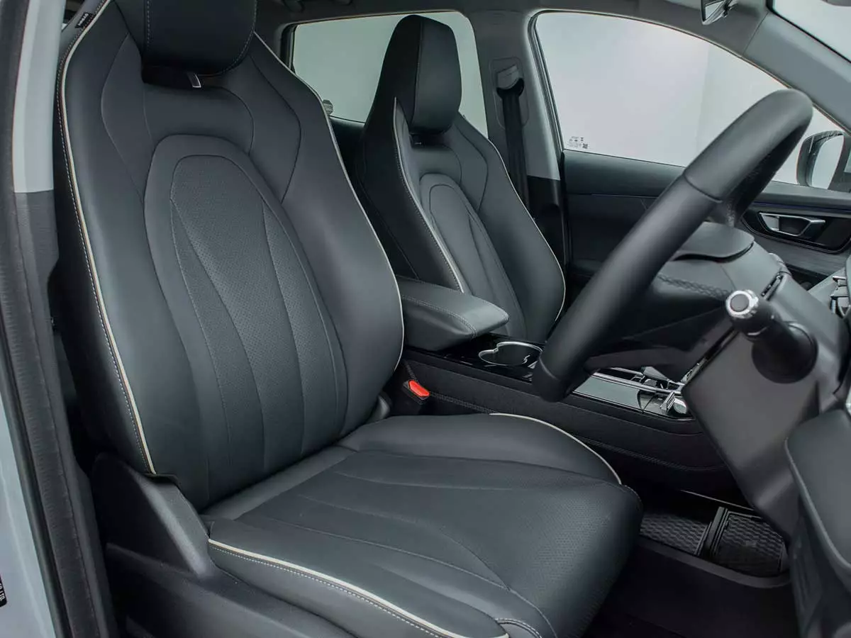 Vehicle Image for 26/26for Chery Tiggo Cross 1.5 CSH HEV Comfort