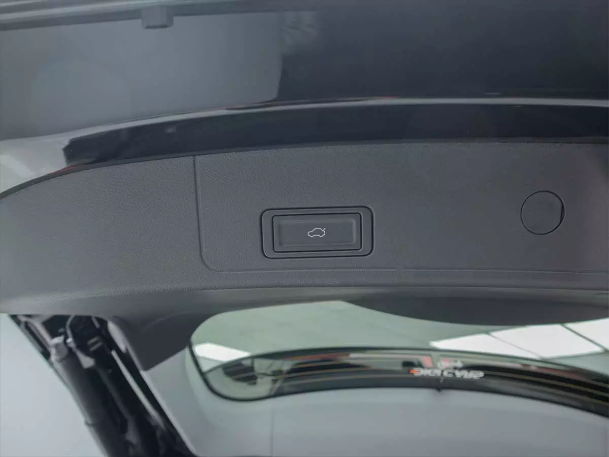 Vehicle Image for 14/26for Chery Tiggo 8 1.5T CSH Plug-in Hybrid Apex