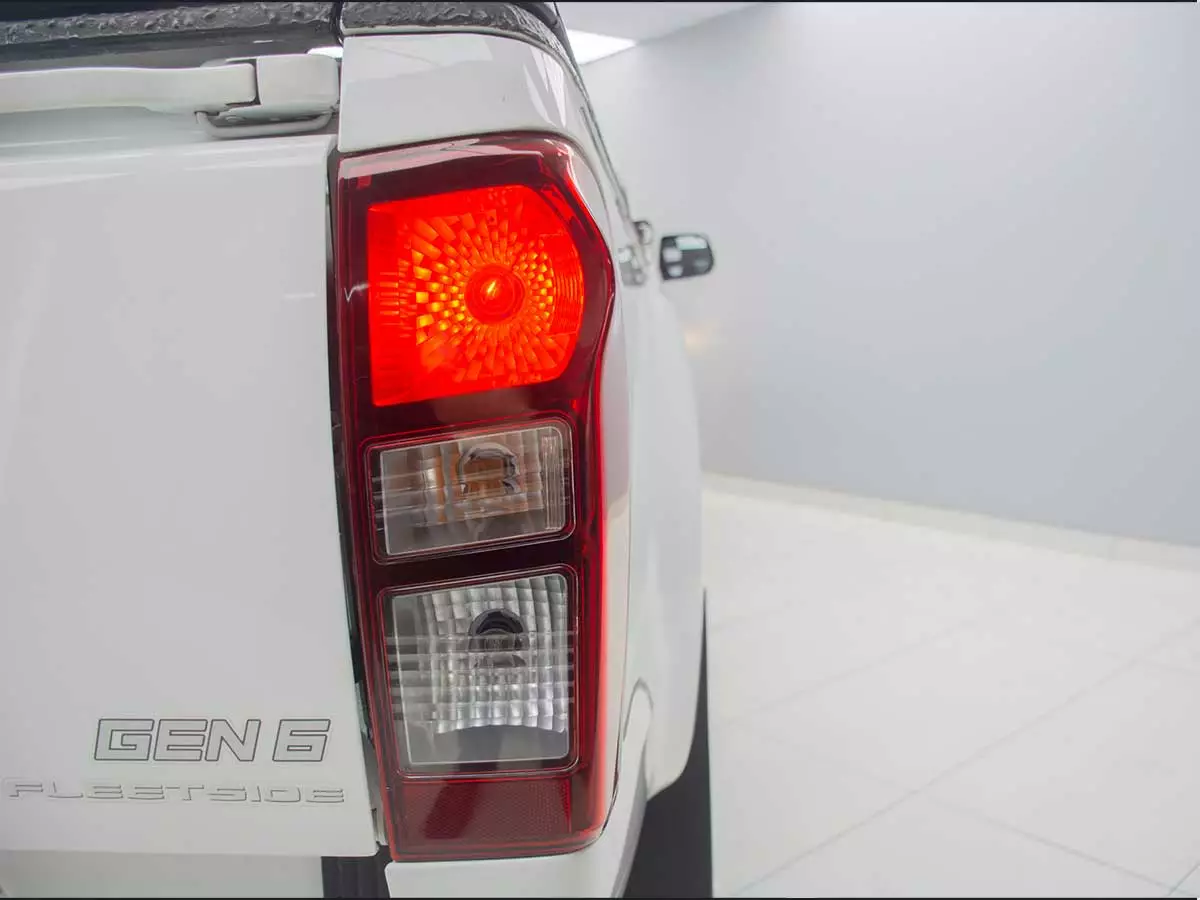 Vehicle Image for 12/24for Isuzu D-Max Gen 6 250 Single Cab Fleetside Safety