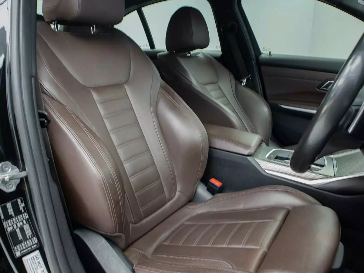 Vehicle Image for 17/24for BMW 3 Series 330i M Sport