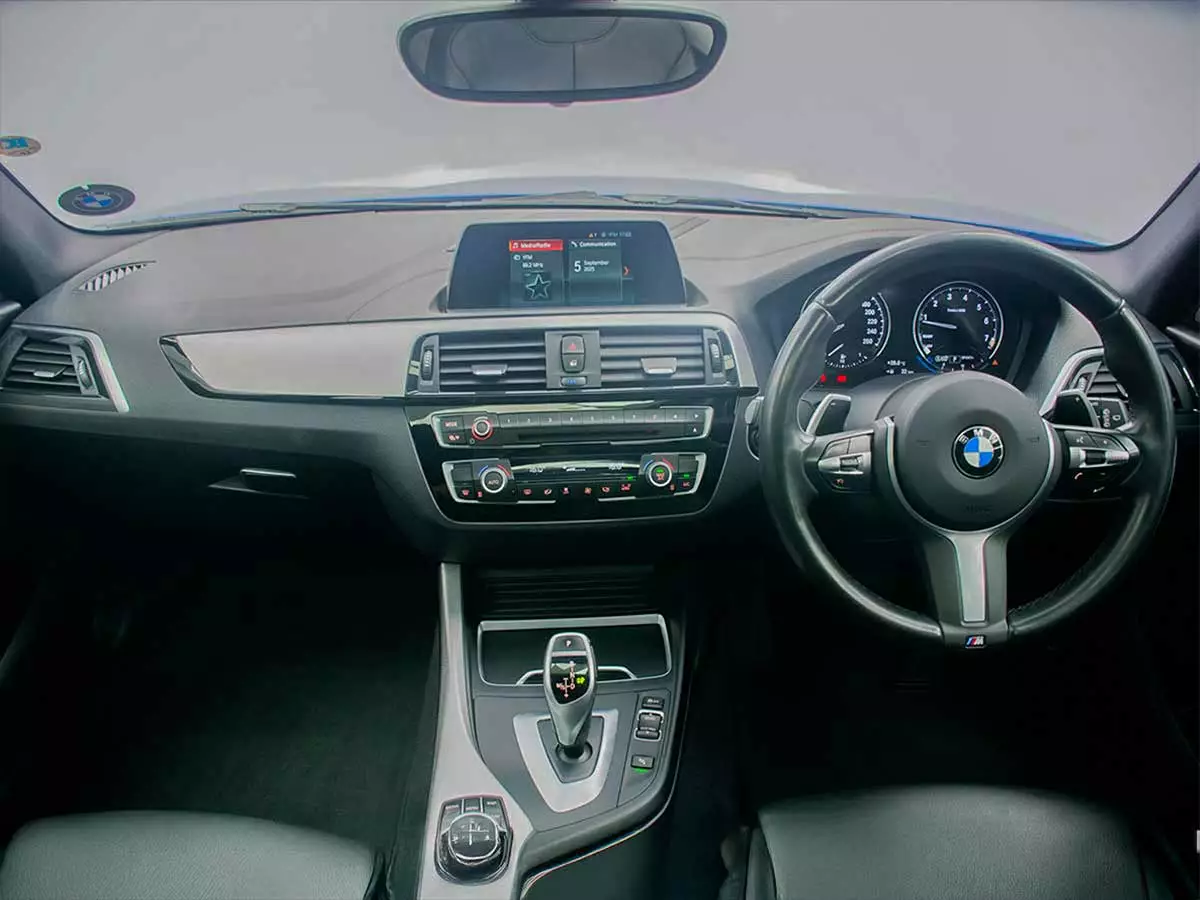 Vehicle Image for 19/24for BMW 1 Series 120i 5-Door Edition M Sport Shadow Auto