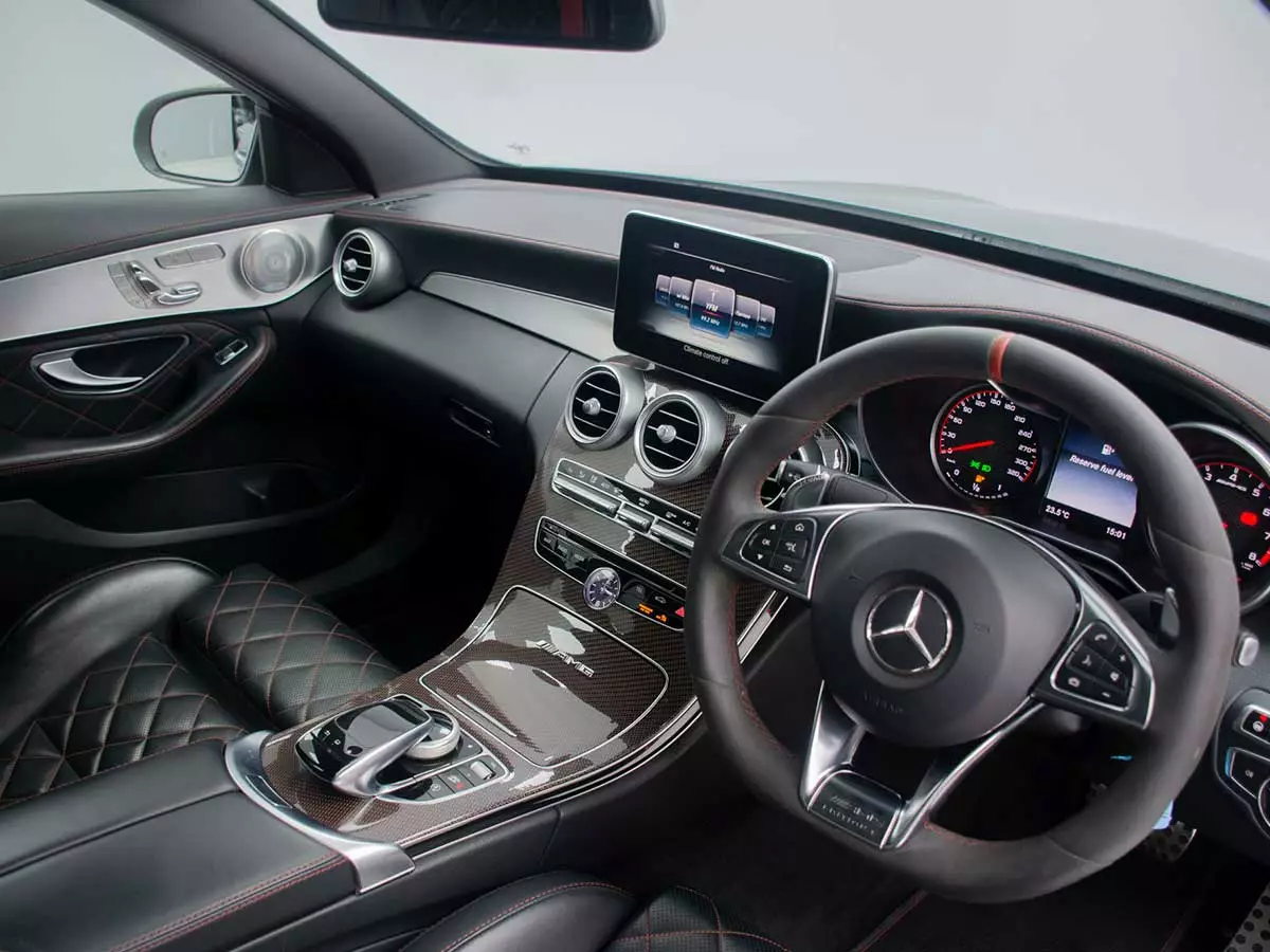 Vehicle Image for 18/25for Mercedes-AMG C-Class C63 S