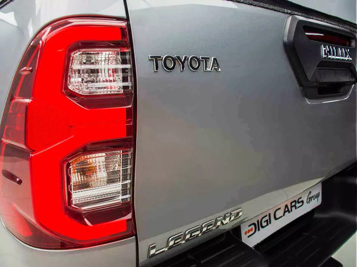 Vehicle Image for 10/24for Toyota Hilux 2.8GD-6 Double Cab Legend Auto
