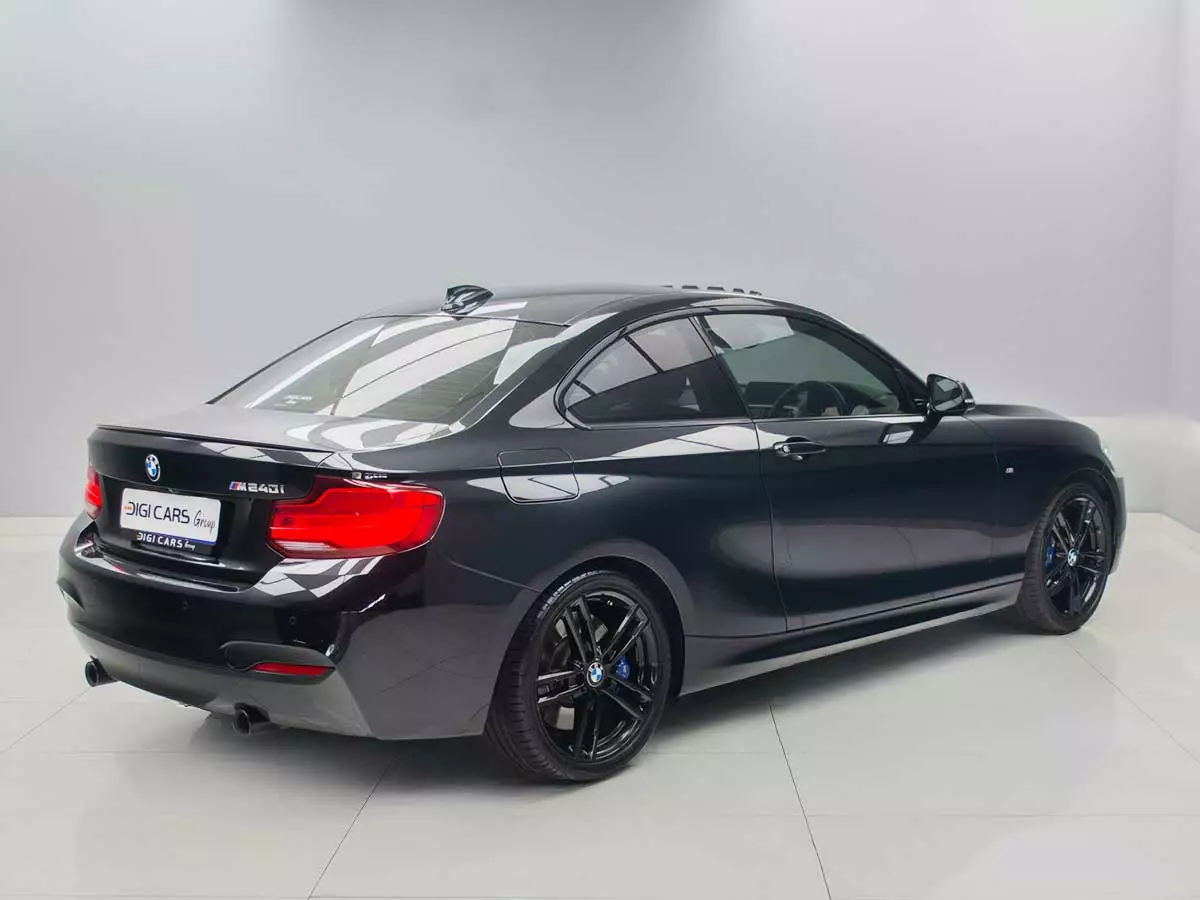 Vehicle Image for 4/22for BMW 2 Series M240i Coupe Sports-Auto