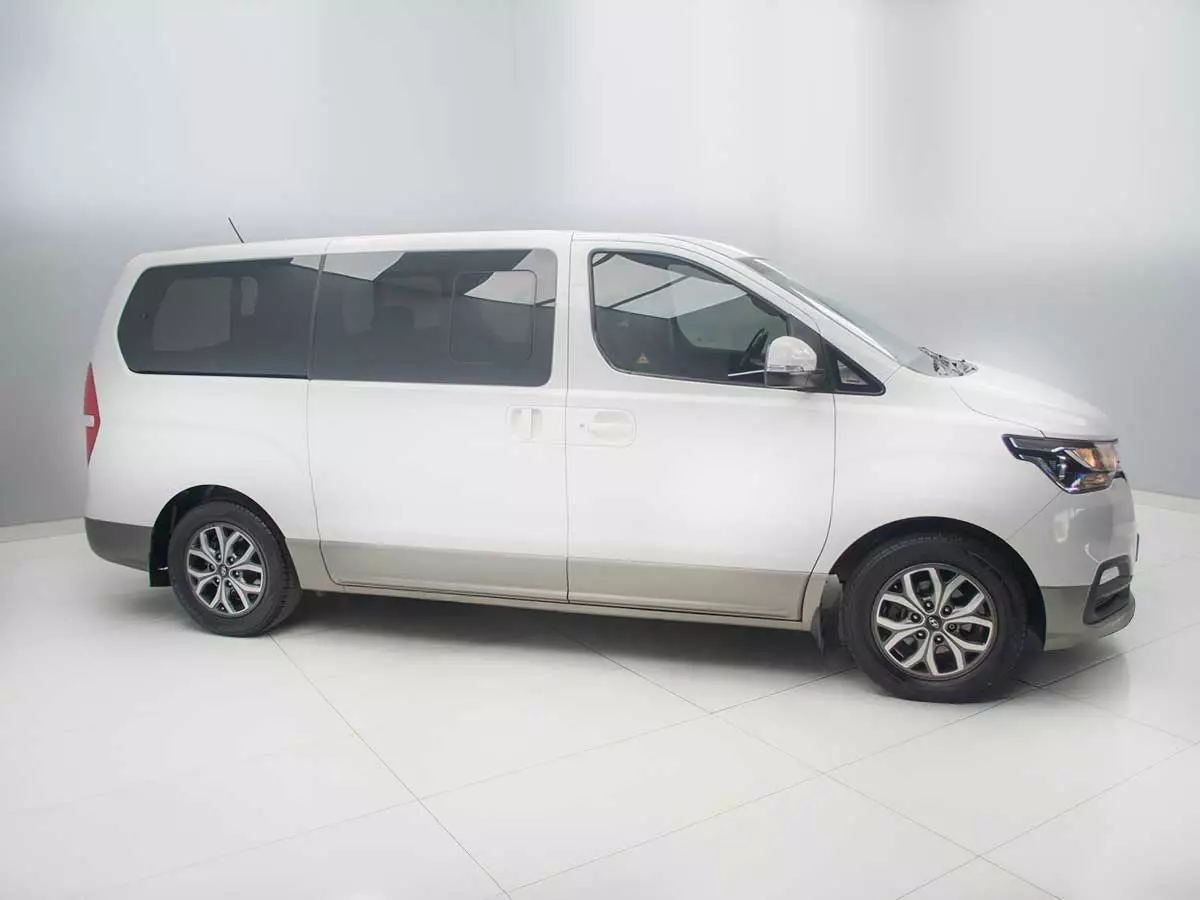 Vehicle Image for 4/25for Hyundai H-1 2.5 CRDI ELITE Auto  9-Seater