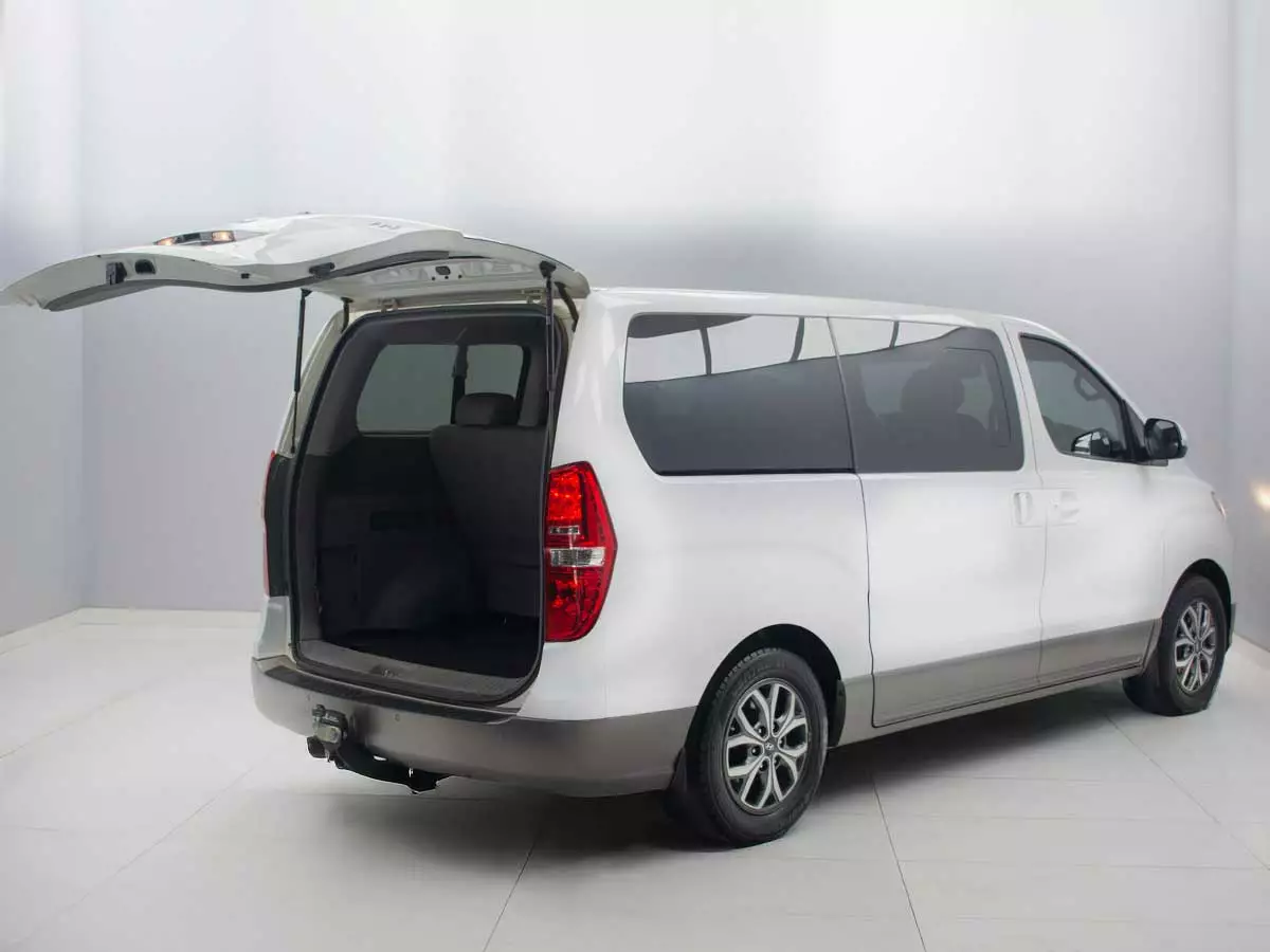 Vehicle Image for 6/25for Hyundai H-1 2.5 CRDI ELITE Auto  9-Seater