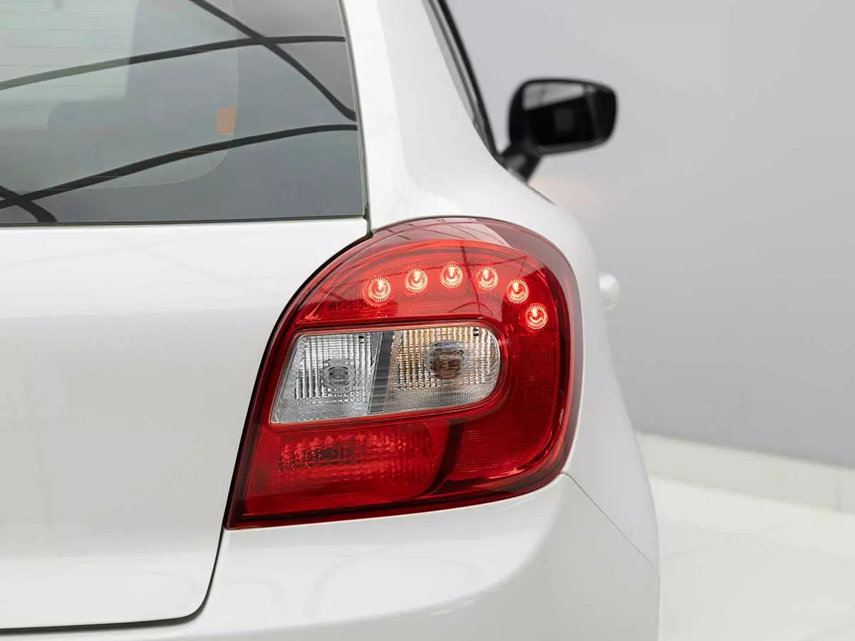 Vehicle Image for 11/23for Toyota Starlet 1.4 Xi