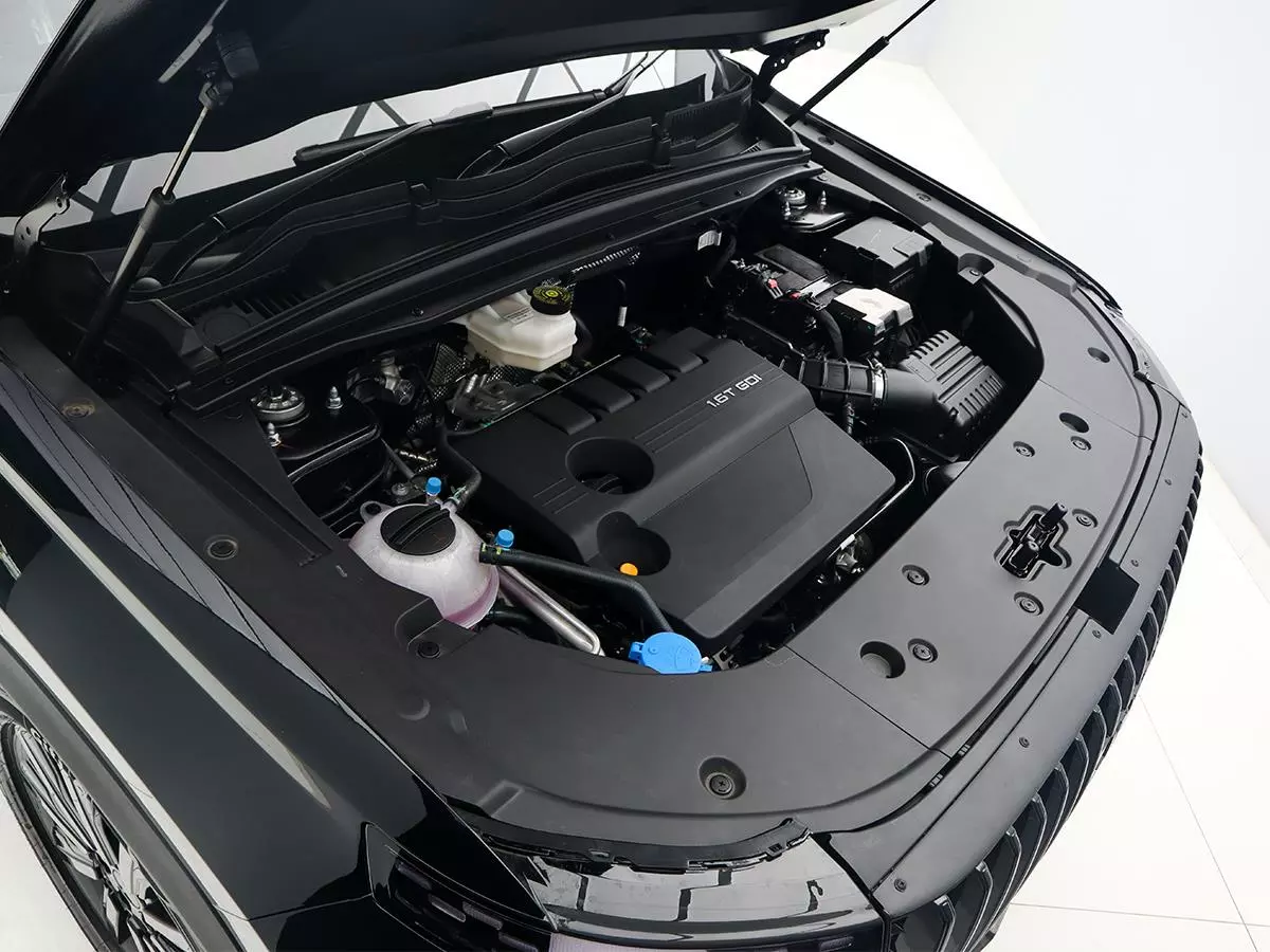 Vehicle Image for 9/27for JAECOO J7 1.6T Glacier