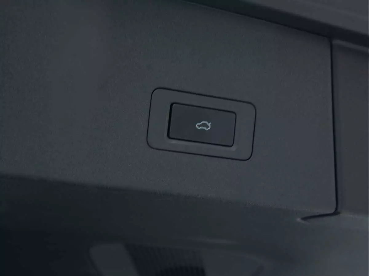 Vehicle Image for 14/25for OMODA C9 2.0TGDI 400T Explore AWD