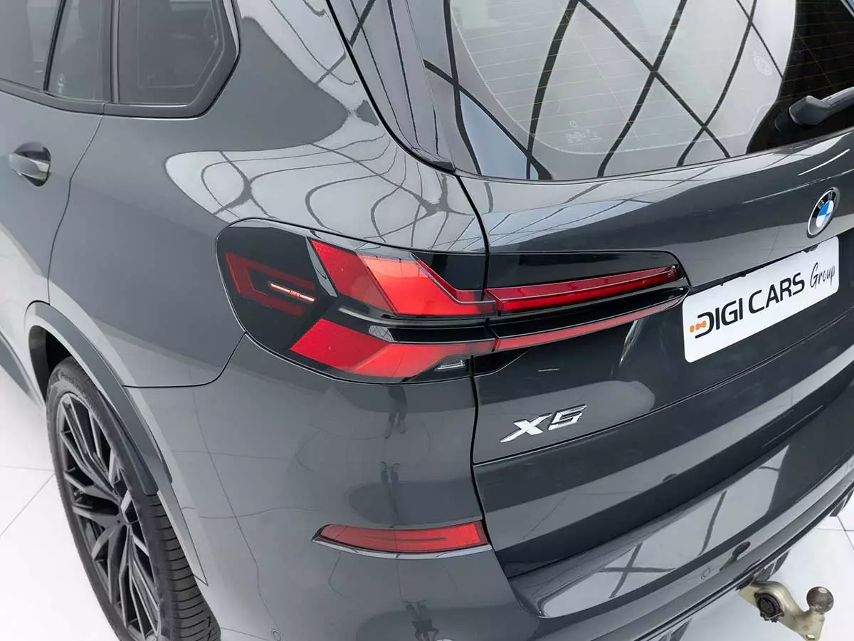 Vehicle Image for 10/24for BMW X5 xDrive30d M Sport