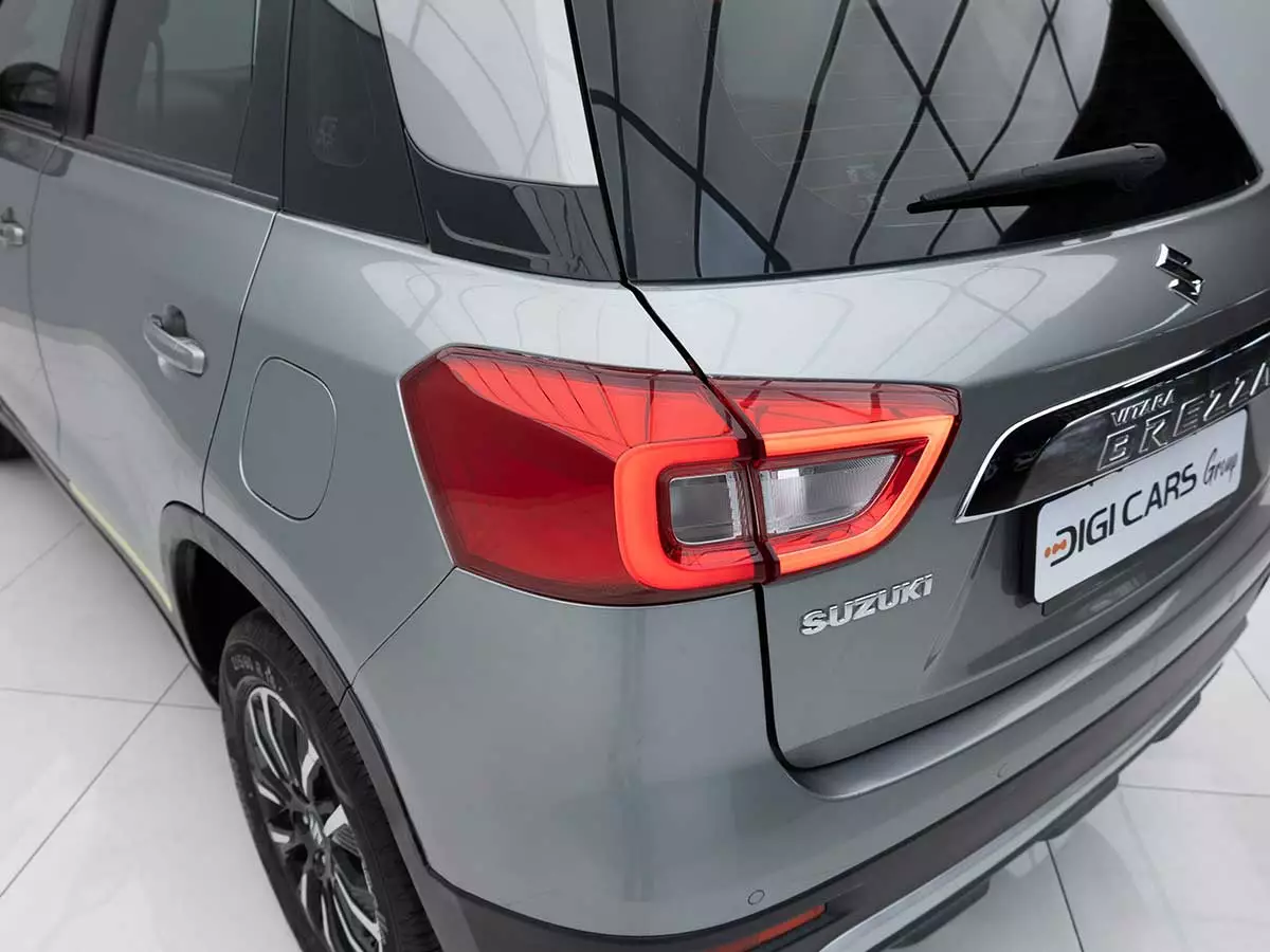 Vehicle Image for 10/24for Suzuki Vitara Brezza 1.5 GLX
