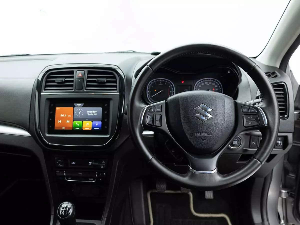 Vehicle Image for 20/24for Suzuki Vitara Brezza 1.5 GLX