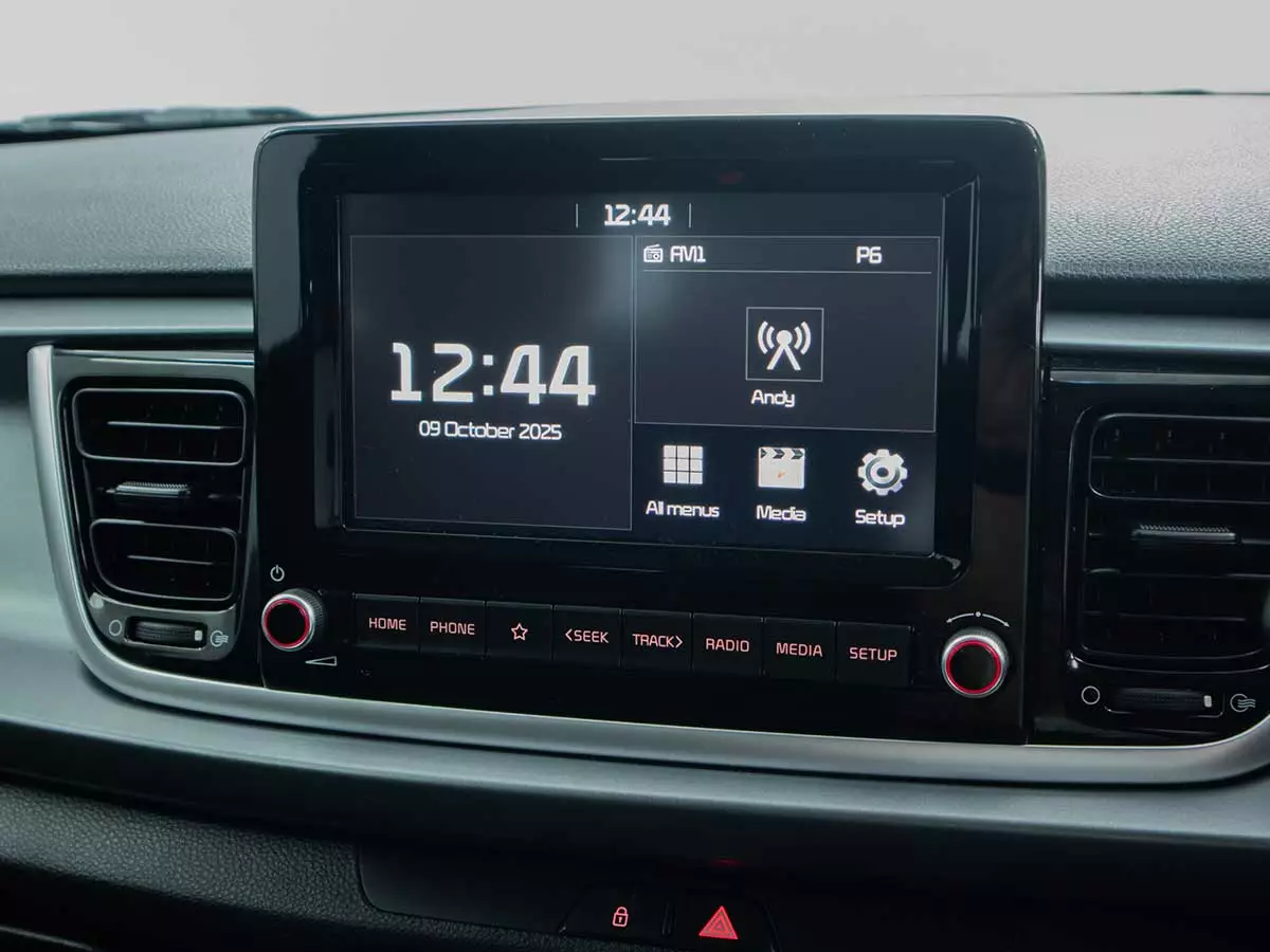 Vehicle Image for 15/23for Kia Rio hatch 1.2 LS