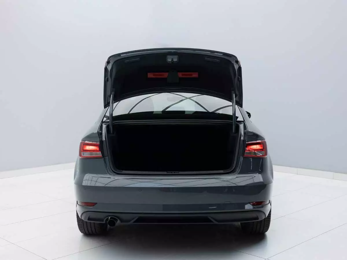 Vehicle Image for 13/23for Audi A3 Sedan 30TFSI S Line