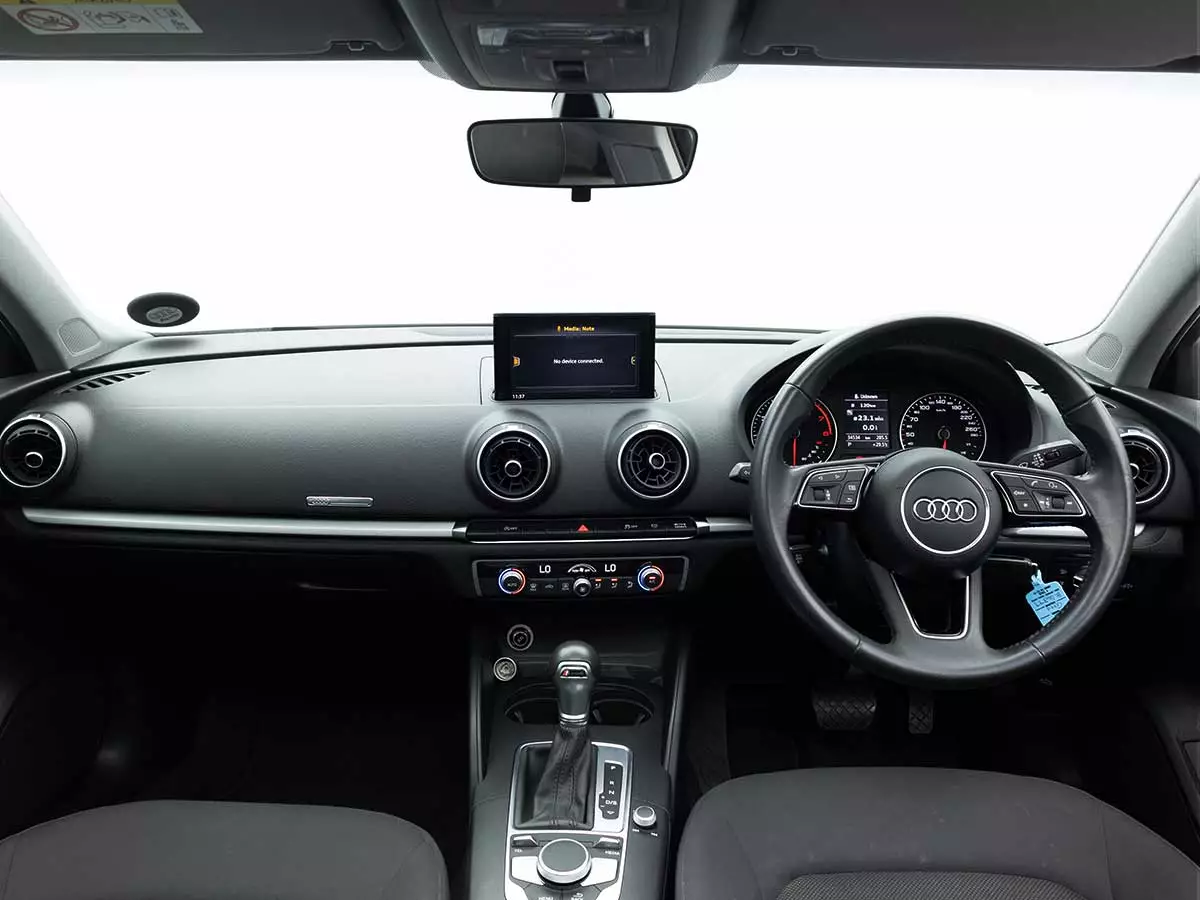 Vehicle Image for 18/23for Audi A3 Sedan 30TFSI S Line