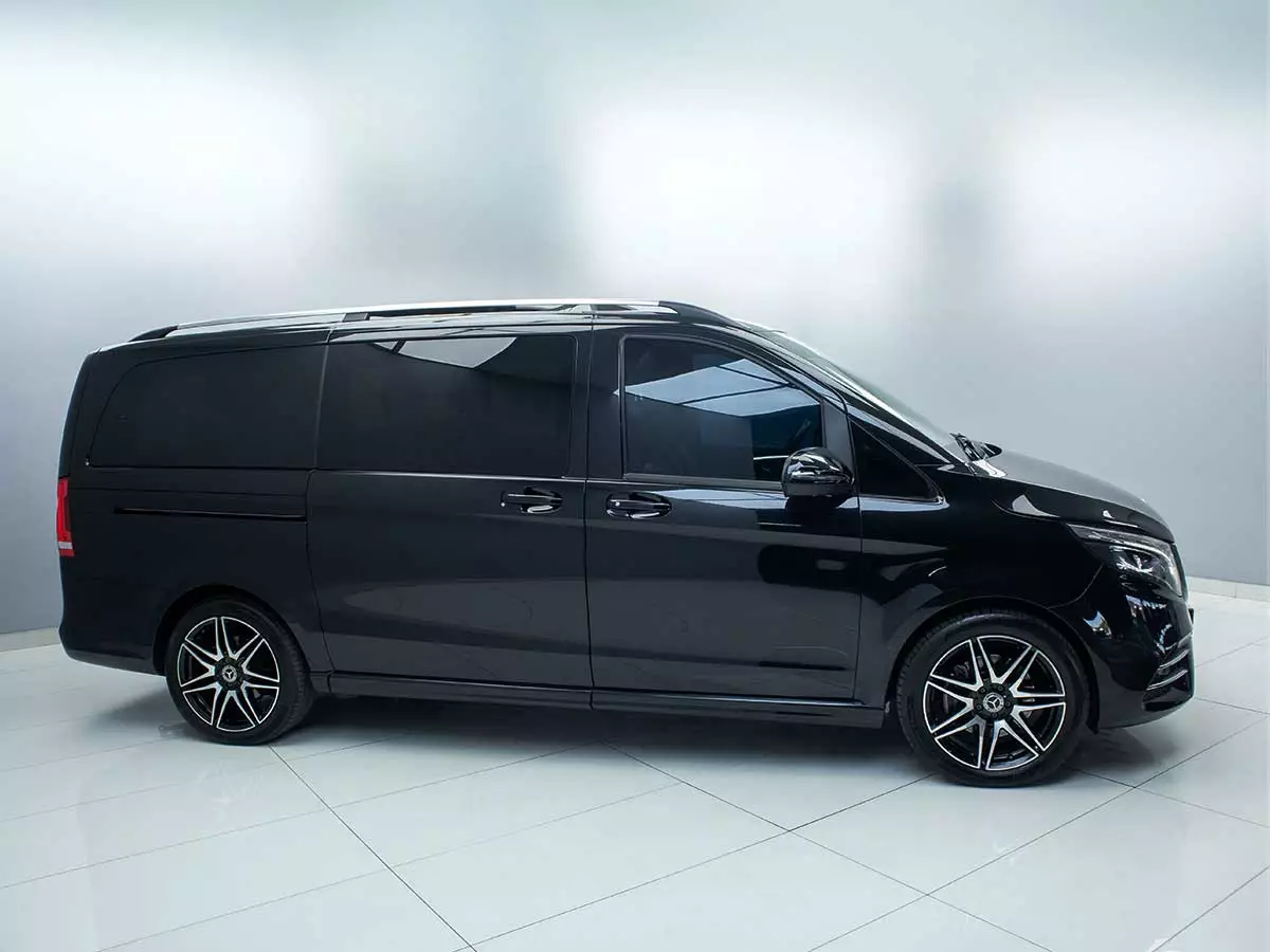 Vehicle Image for 4/26for Mercedes-Benz V-Class V300d Exclusive