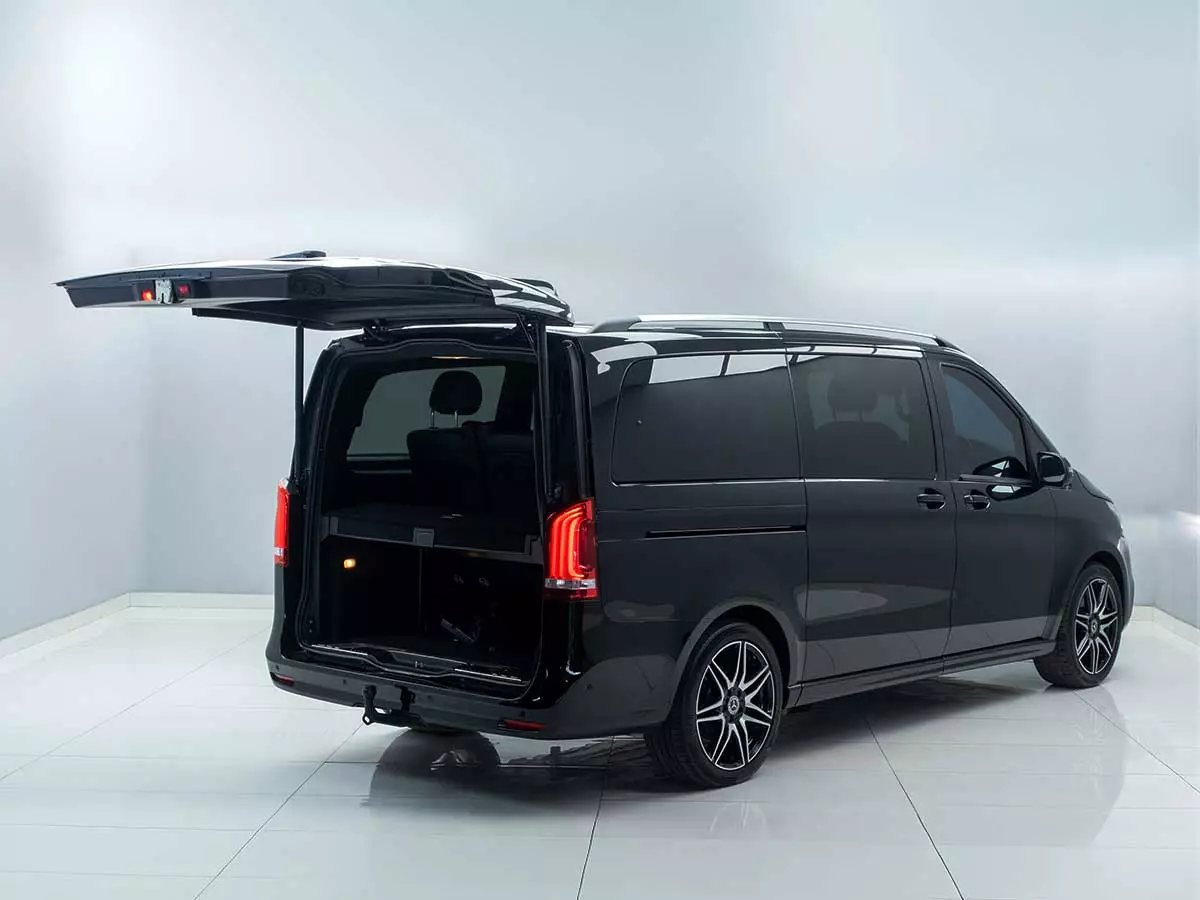 Vehicle Image for 6/26for Mercedes-Benz V-Class V300d Exclusive