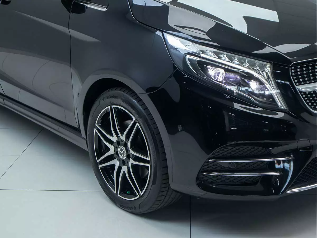 Vehicle Image for 8/26for Mercedes-Benz V-Class V300d Exclusive