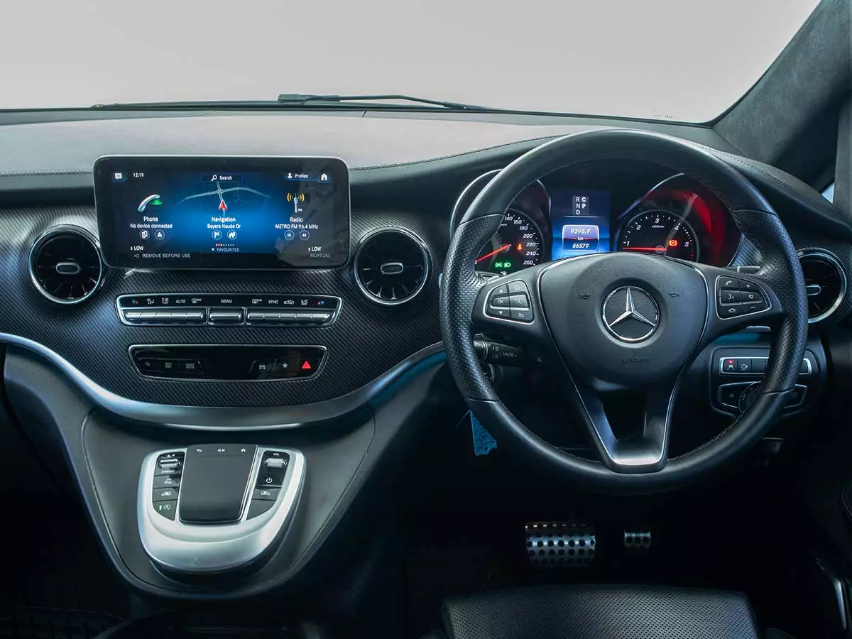 Vehicle Image for 21/26for Mercedes-Benz V-Class V300d Exclusive