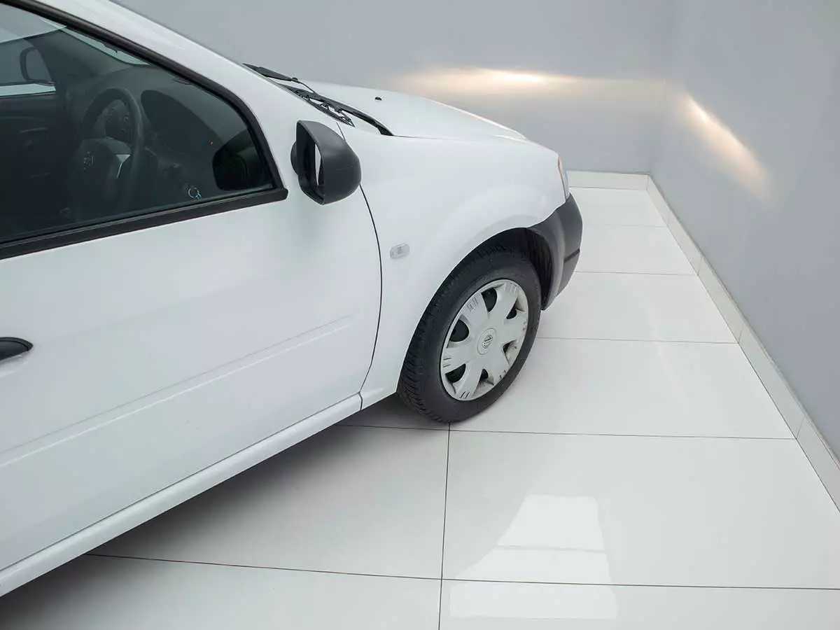 Vehicle Image for 7/17for Nissan NP200 1.6i (Aircon) Safety Pack